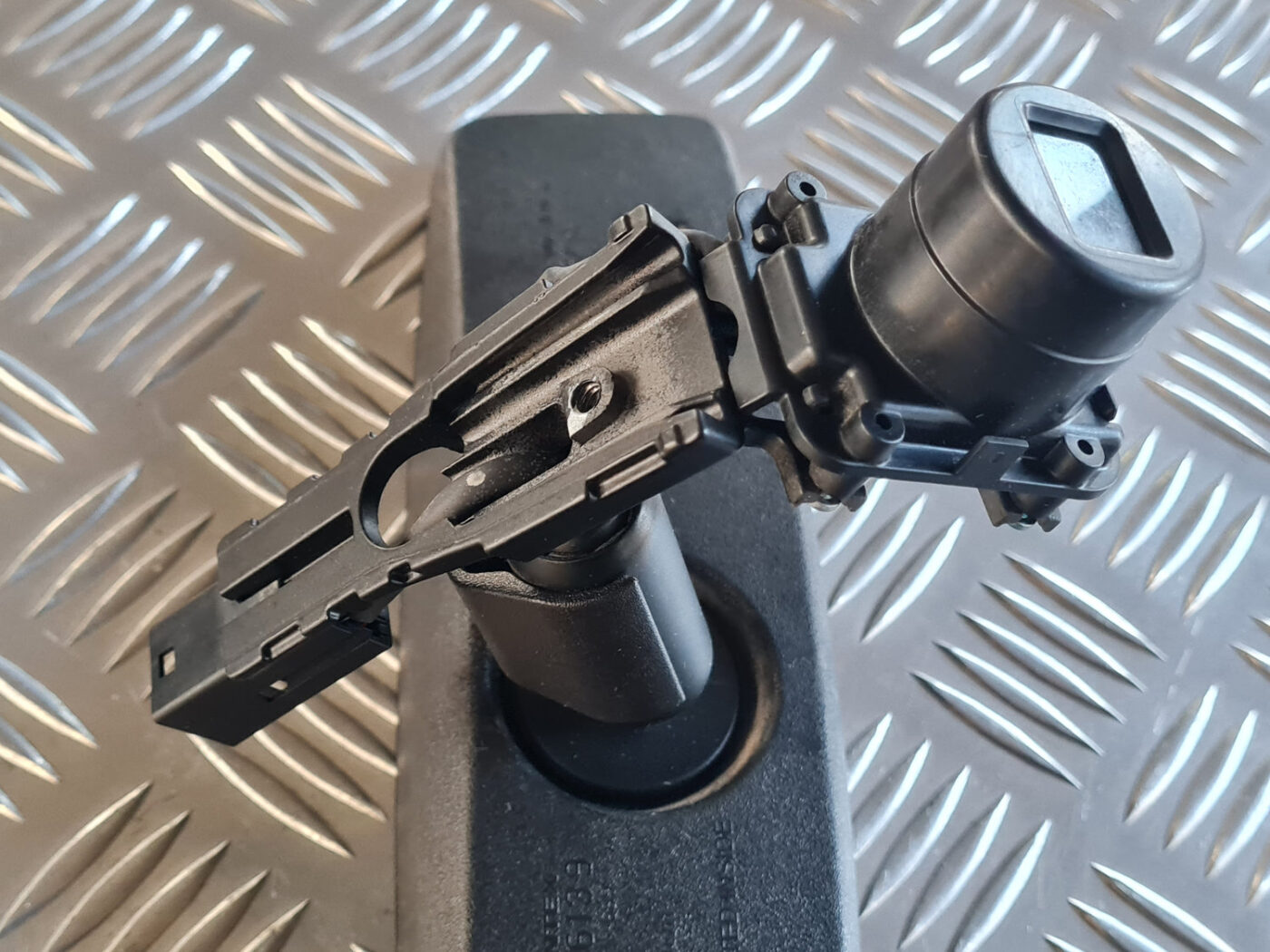 Salona atpakaļskata spogulis priekš OPEL INSIGNIA 2010 5 Salona atpakaļskata spogulis priekš OPEL INSIGNIA 2010