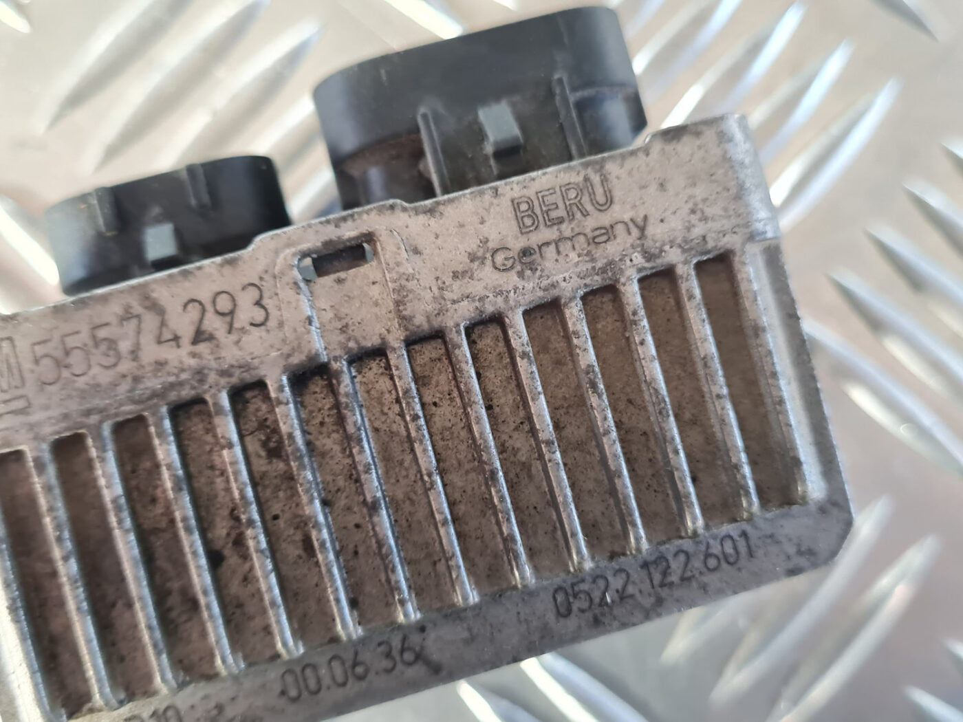 Kvēlsveču releja priekš OPEL INSIGNIA 2010 3 Kvēlsveču releja priekš OPEL INSIGNIA 2010