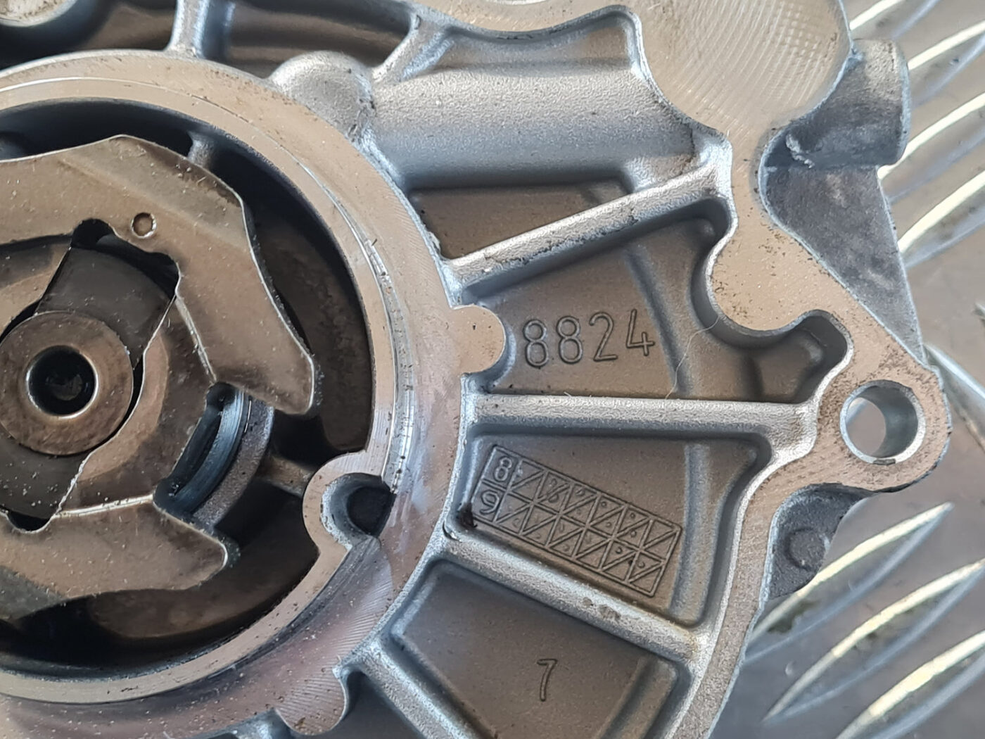 Vakuuma sūknis priekš OPEL INSIGNIA 2010