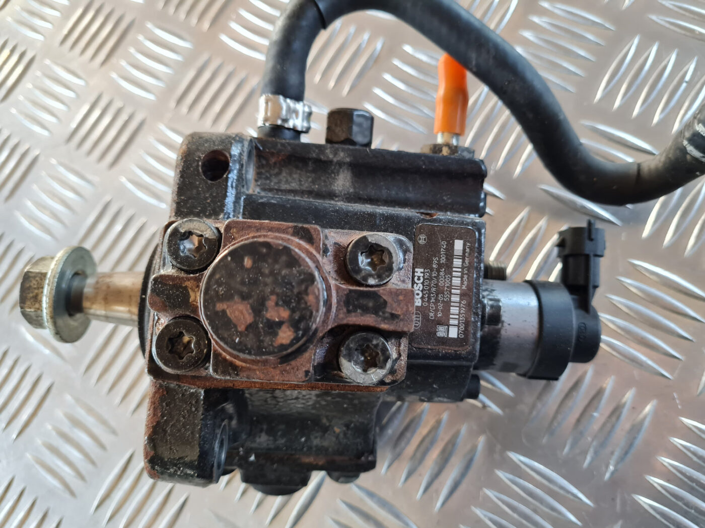 Augstspiediena degvielas sūknis priekš OPEL INSIGNIA 2010