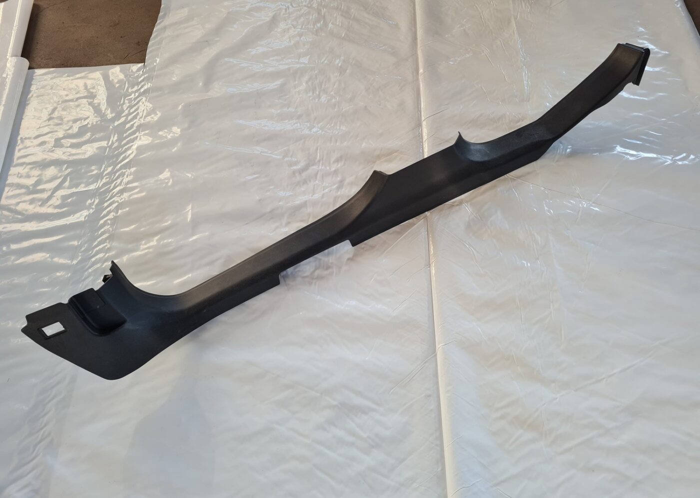 Sliekšņa laba uzlika priekš OPEL INSIGNIA 2010 9 Sliekšņa laba uzlika priekš OPEL INSIGNIA 2010