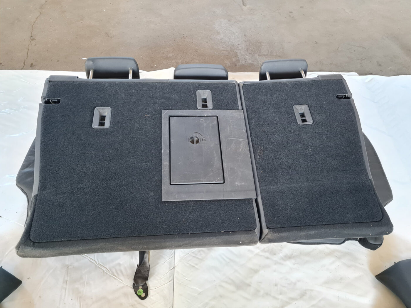 Aizmugurējais sēdeklis priekš OPEL INSIGNIA 2010