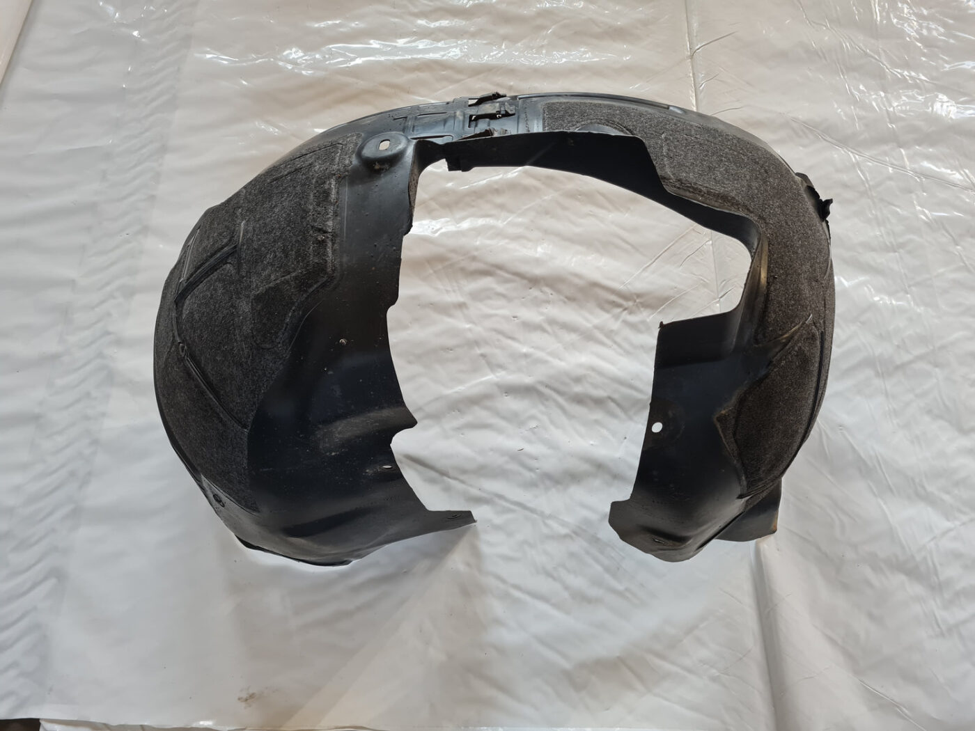 Priekšējais labais paspārns priekš OPEL INSIGNIA 2010