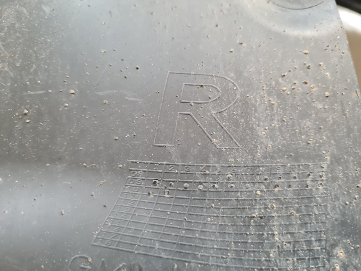 Priekšējais labais paspārns priekš OPEL INSIGNIA 2010