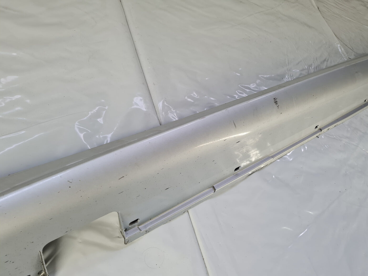 Ārēja sliekšņa kreisa uzlika priekš BMW 530D E61 2006 TOURING TITANSILVER