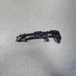 Priekšēja bufera kronšteins priekš TOYOTA HILUX 2009