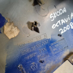 Ārēja spoguļa vāks priekš SKODA OCTAVIA 2008