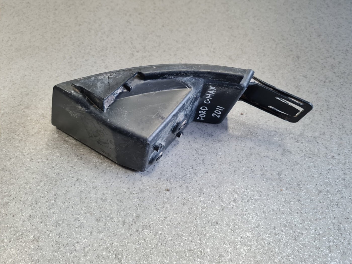 Aizmugurēja bufera kronšteins priekš FORD C-MAX 2011 6 Aizmugurēja bufera kronšteins priekš FORD C-MAX 2011