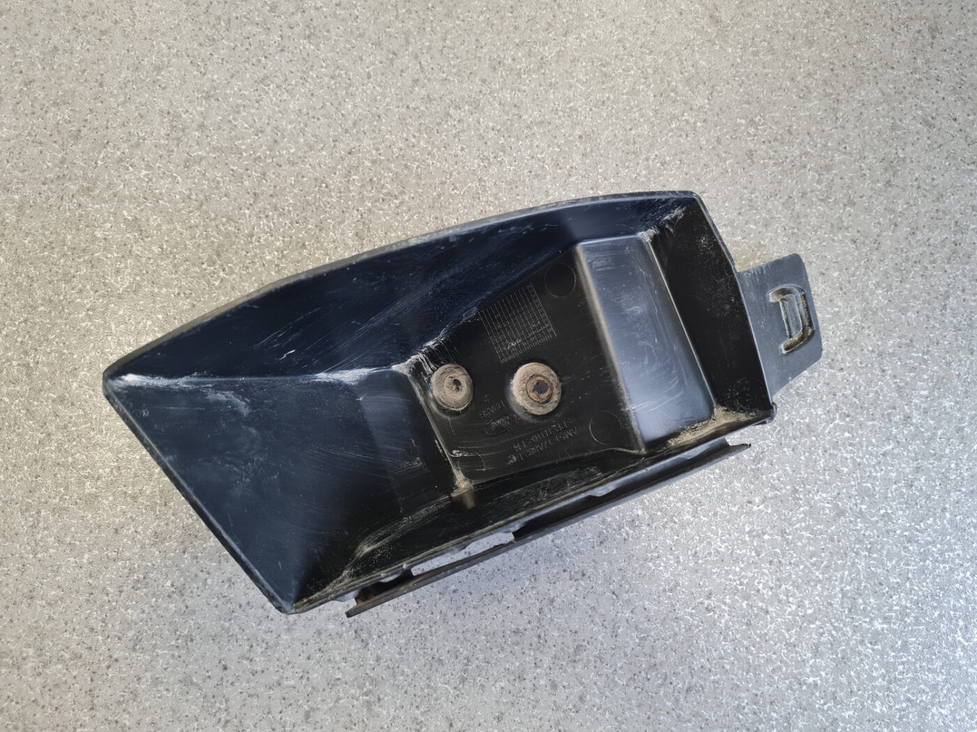 Aizmugurēja bufera kronšteins priekš FORD C-MAX 2011 5 Aizmugurēja bufera kronšteins priekš FORD C-MAX 2011