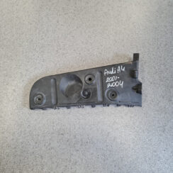 Aizmugurēja bufera kronšteins priekš AUDI A4 2001