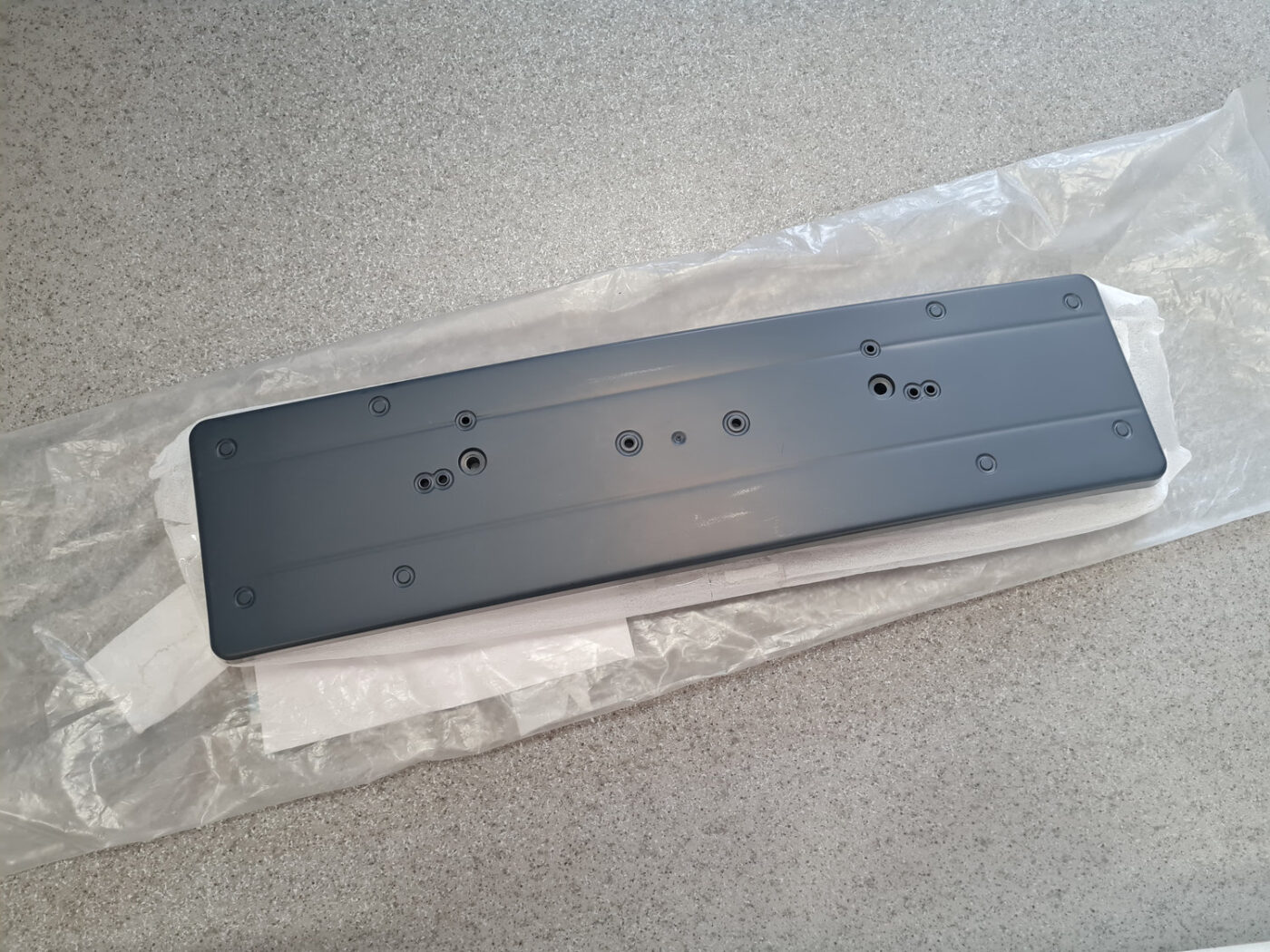 Numura zīmes tūrētajs priekš Mercedes-Benz ML W163 1997-2005 6 Numura zīmes tūrētajs priekš Mercedes-Benz ML W163 1997-2005