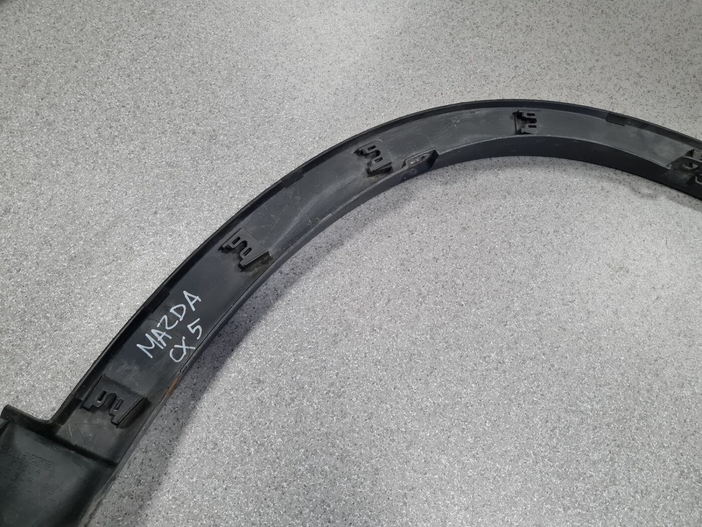 Priekšēja spārna uzlika/moldings priekš MAZDA CX5 2012-2016