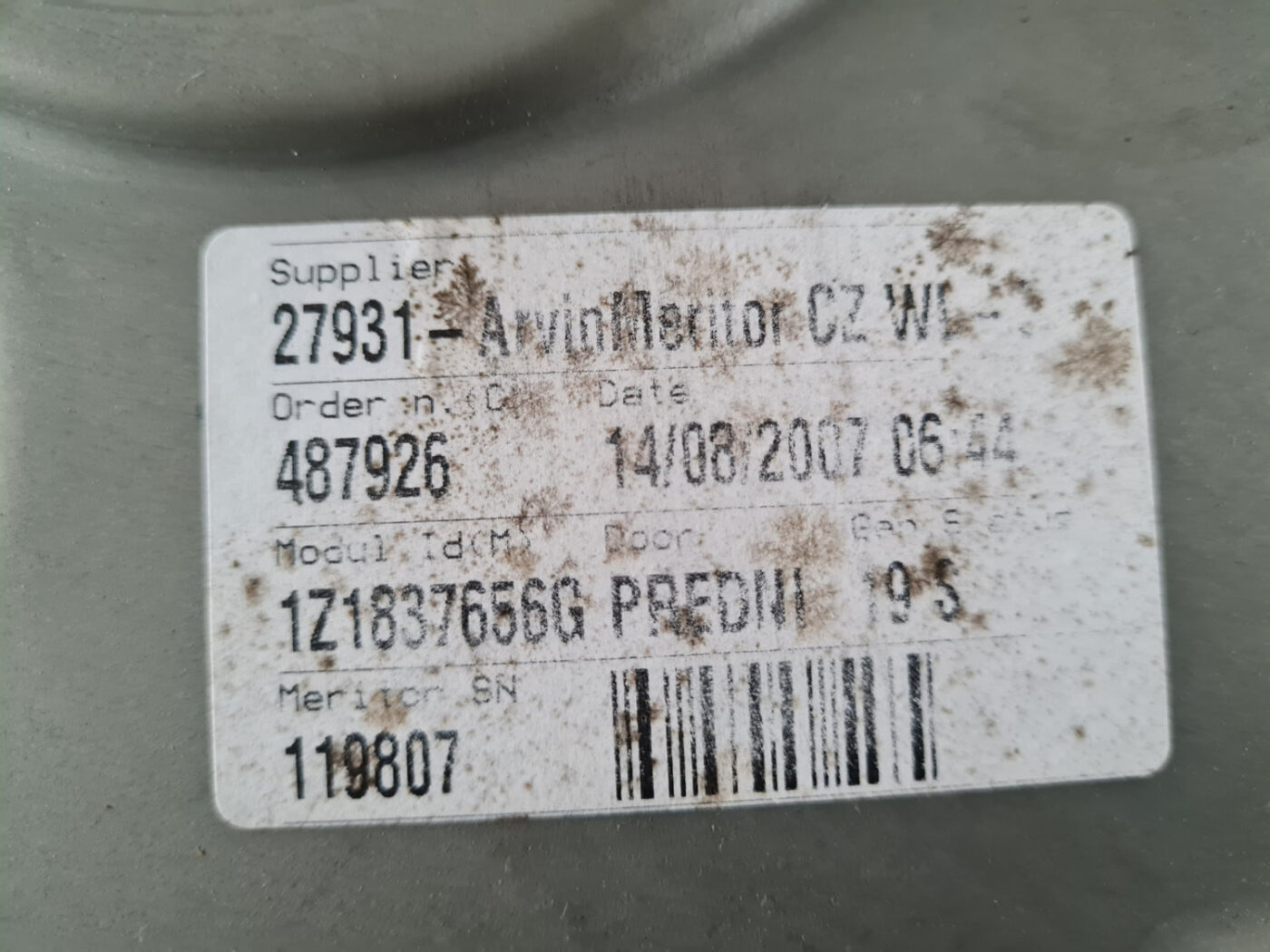 Stikla pacelšanas mehānisma panele priekš ŠKODA OCTAVIA 2007 3 Stikla pacelšanas mehānisma panele priekš ŠKODA OCTAVIA 2007