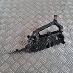 Priekšēja luktura kronšteins priekš ŠKODA OCTAVIA 2007