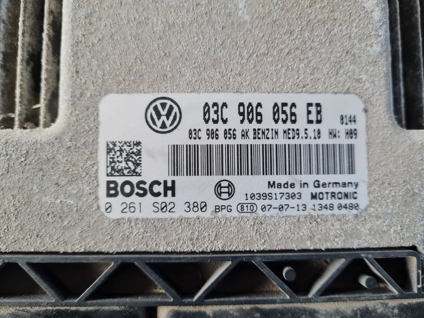 Dzinēja vadības bloks priekš ŠKODA OCTAVIA 2007 2 Dzinēja vadības bloks priekš ŠKODA OCTAVIA 2007