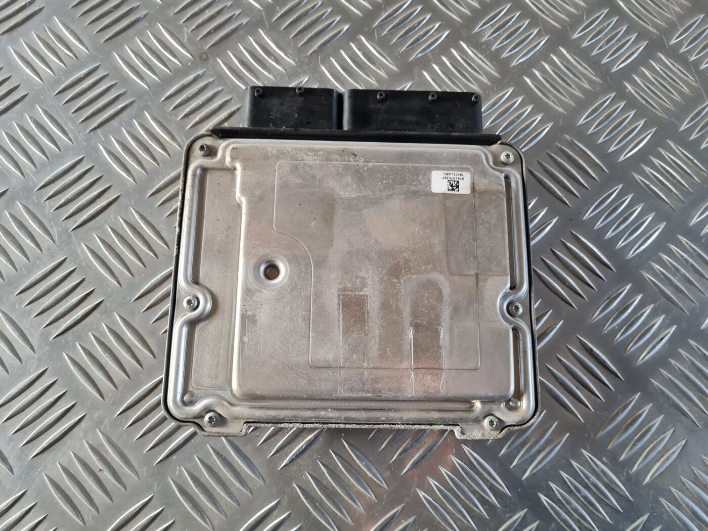 Dzinēja vadības bloks priekš ŠKODA OCTAVIA 2007 3 Dzinēja vadības bloks priekš ŠKODA OCTAVIA 2007