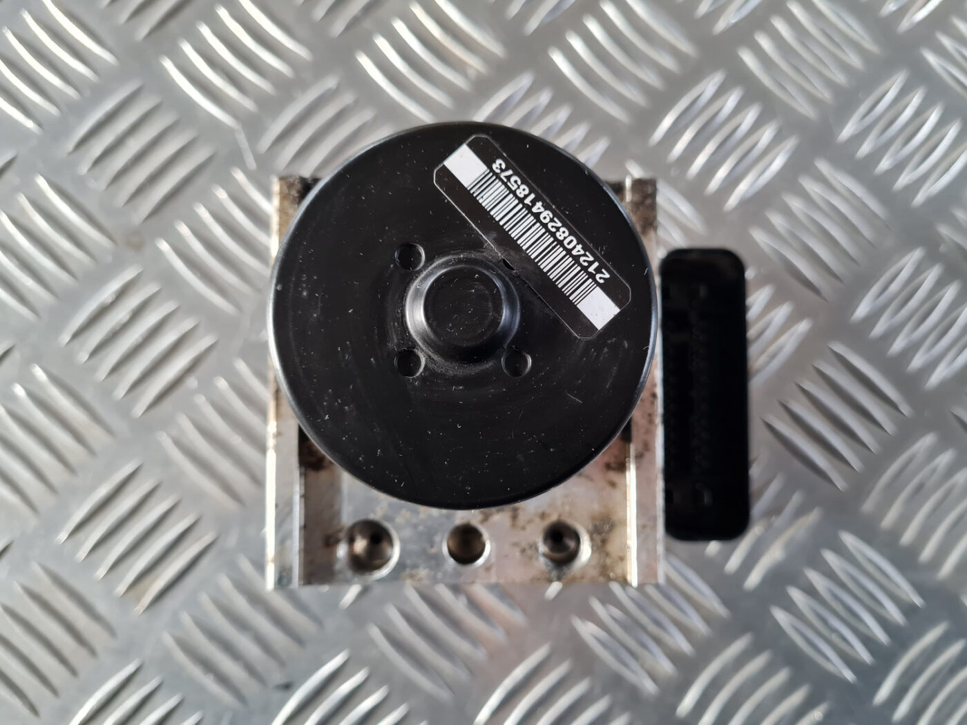 ABS bloks priekš ŠKODA OCTAVIA 2007 2 ABS bloks priekš ŠKODA OCTAVIA 2007