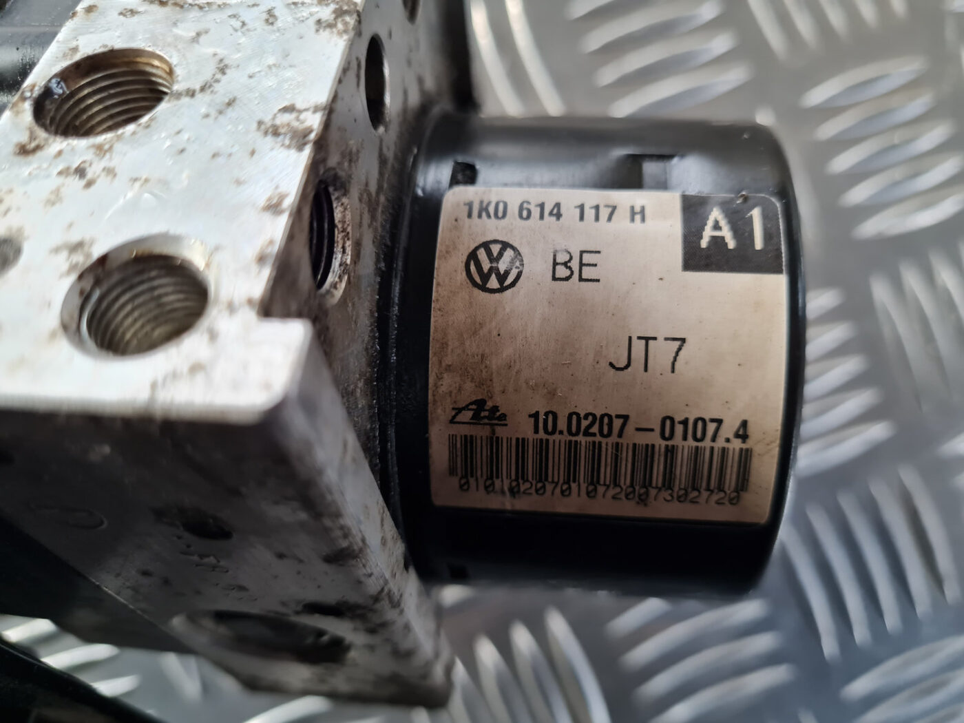 ABS bloks priekš ŠKODA OCTAVIA 2007 5 ABS bloks priekš ŠKODA OCTAVIA 2007