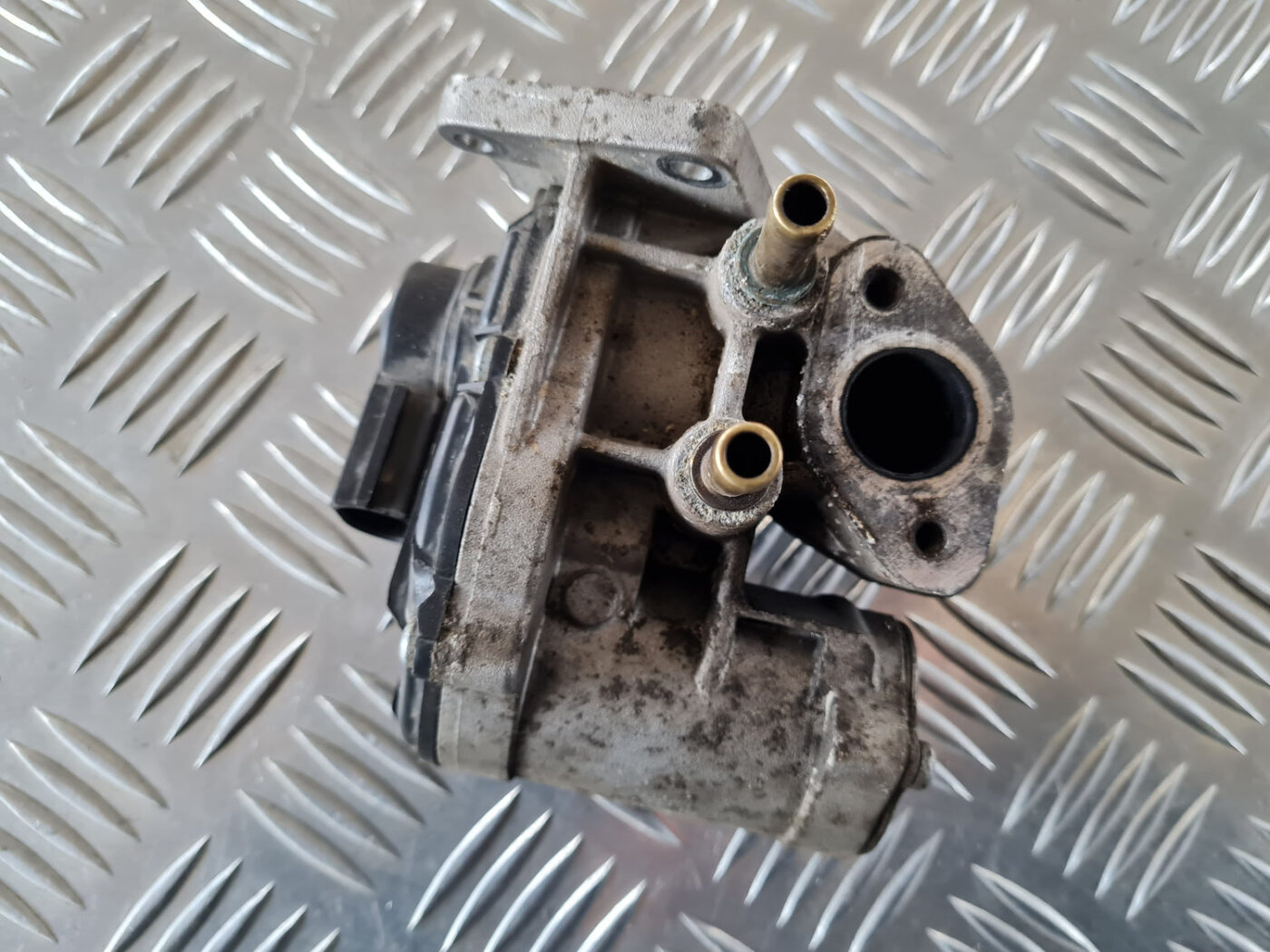 EGR vārsts priekš ŠKODA OCTAVIA 2007 2 EGR vārsts priekš ŠKODA OCTAVIA 2007