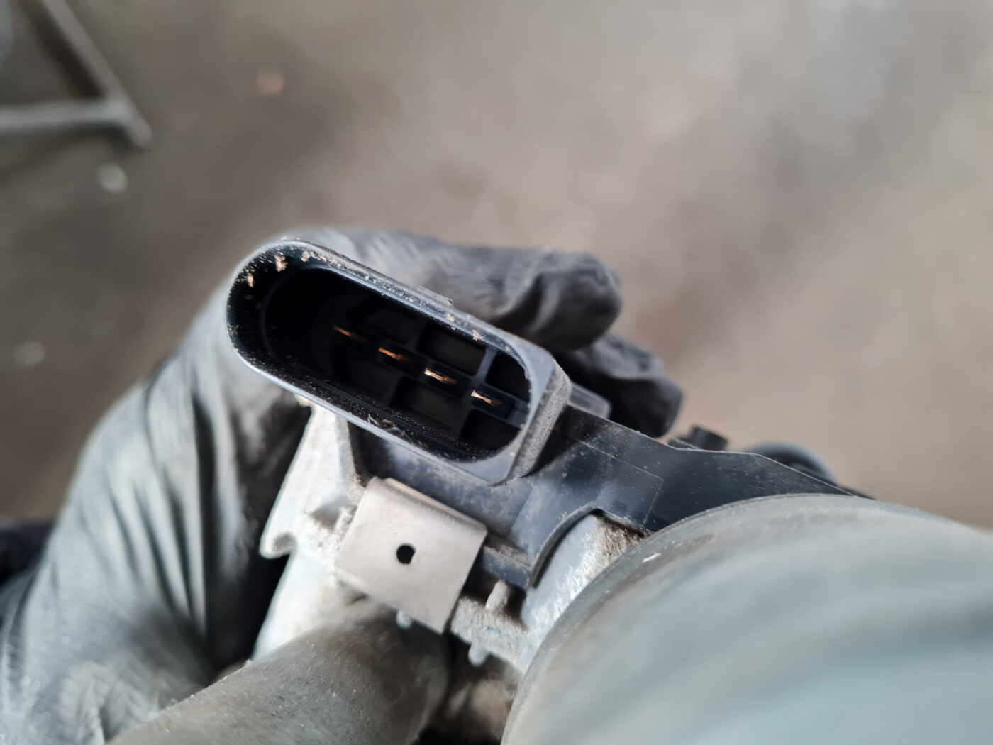 Vējstikla tīrīšanas mehānisms priekš ŠKODA OCTAVIA 2007 3 Vējstikla tīrīšanas mehānisms priekš ŠKODA OCTAVIA 2007