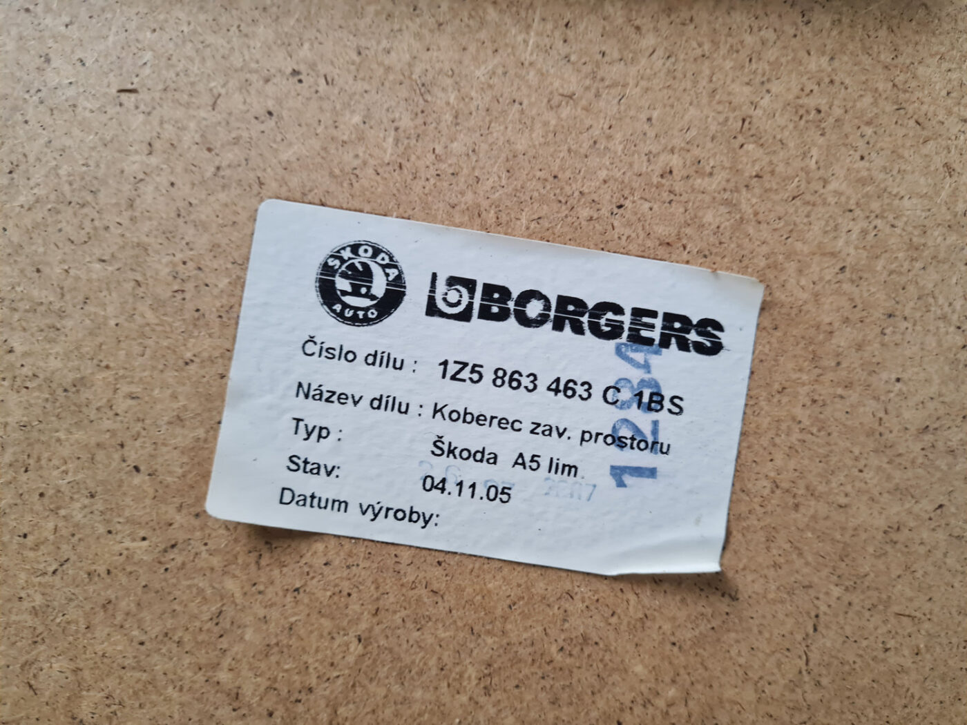 Bagāžnieka grīda priekš ŠKODA OCTAVIA 2007