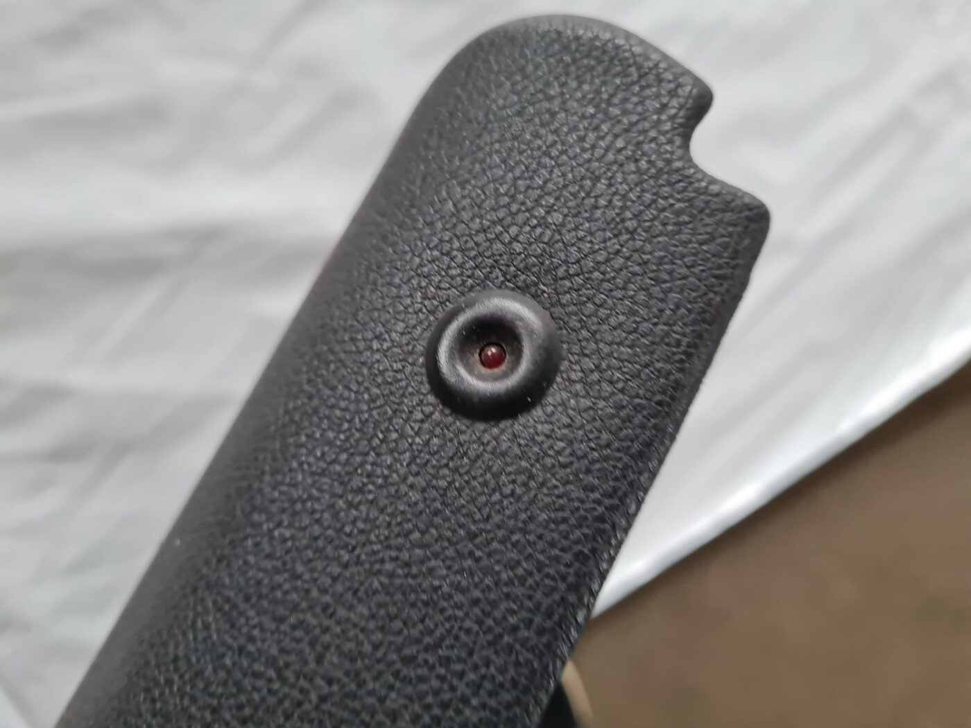 Priekšējo kreiso durvju apdare priekš ŠKODA OCTAVIA 2007 3 Priekšējo kreiso durvju apdare priekš ŠKODA OCTAVIA 2007