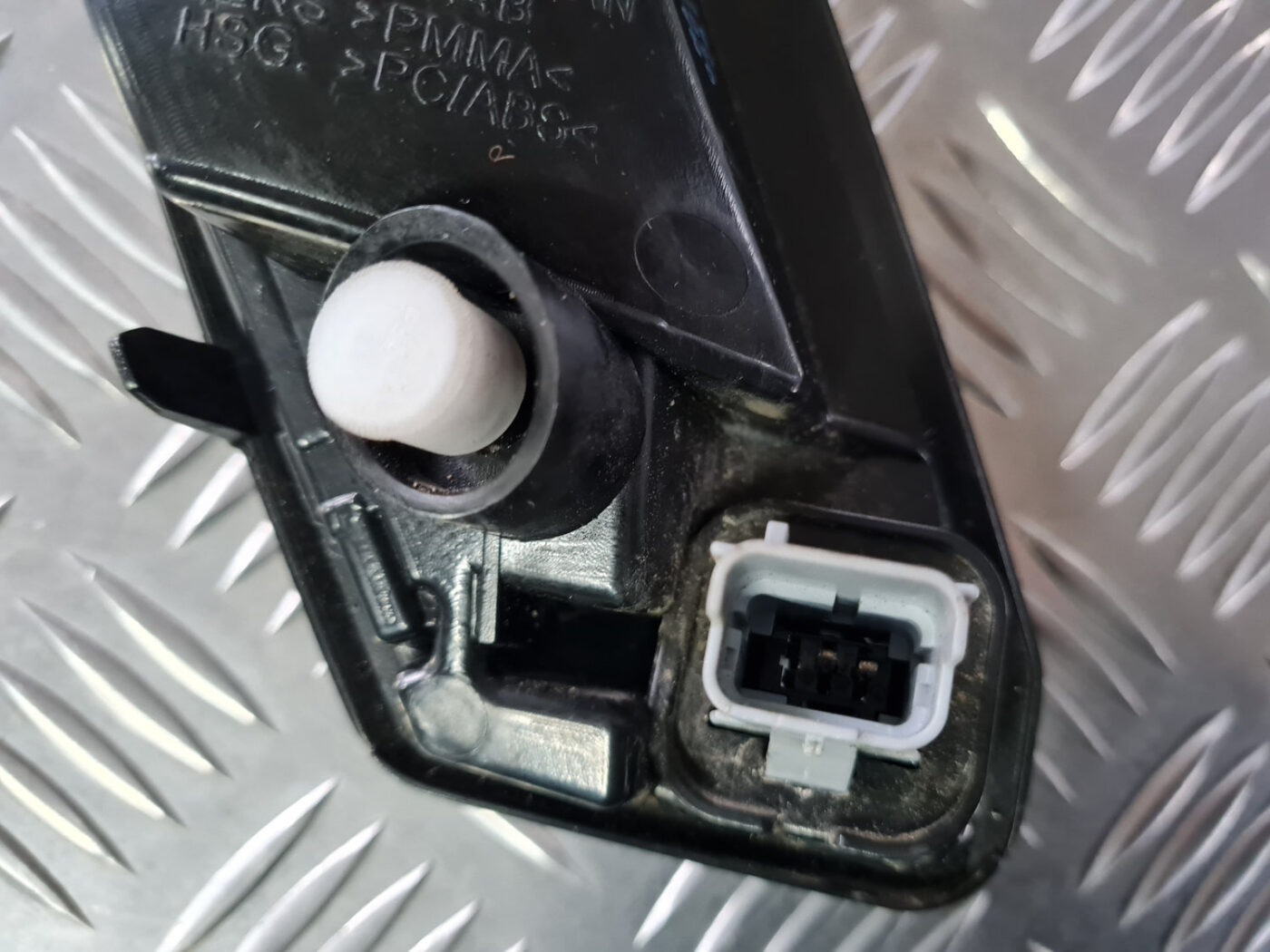 Led dienas gaitas lukturis priekš VOLVO XC 60 2009