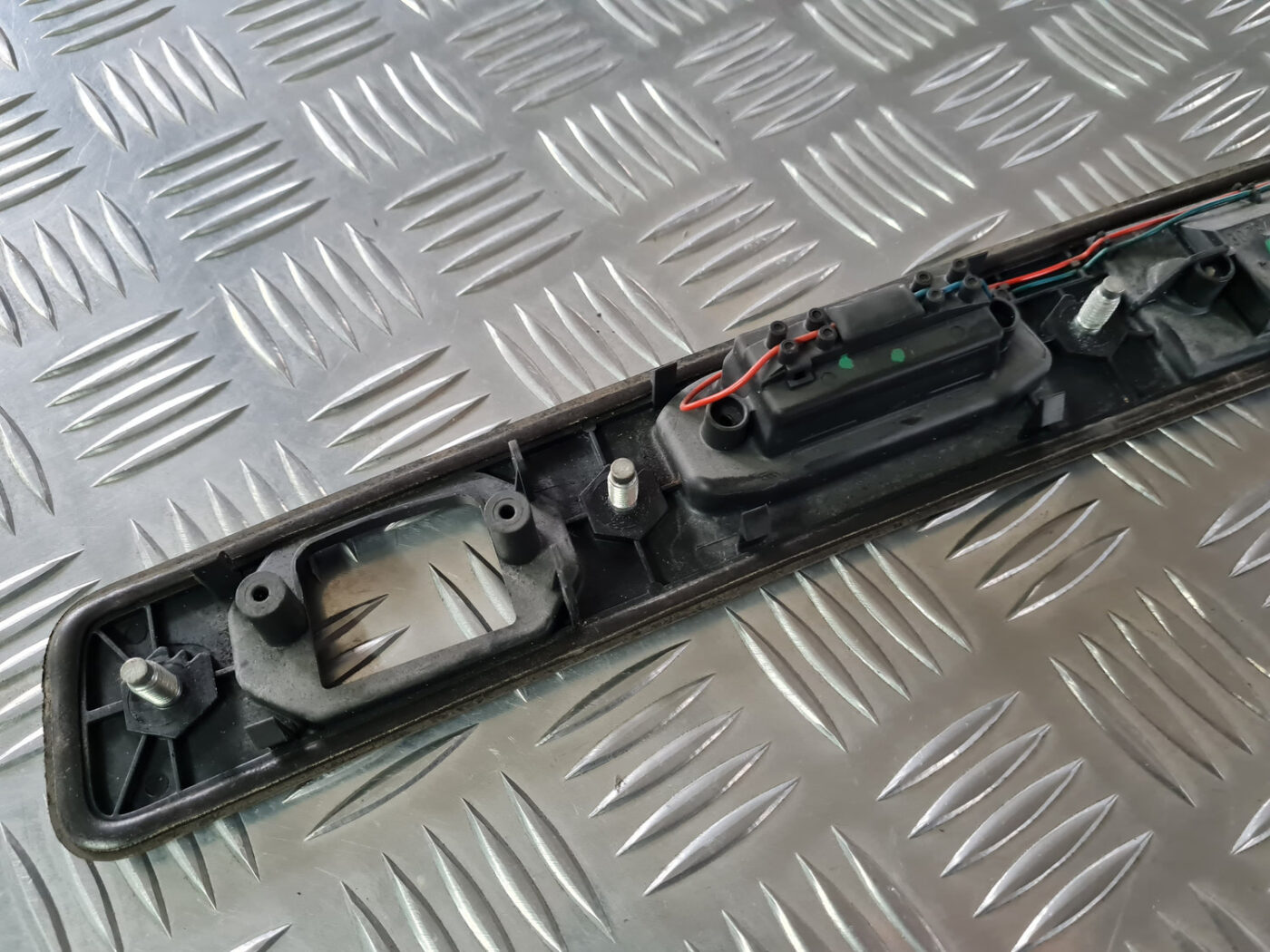 Numura zīmes gaismas uzlika komplektā priekš VOLVO XC 60 2009 7 Numura zīmes gaismas uzlika komplektā priekš VOLVO XC 60 2009