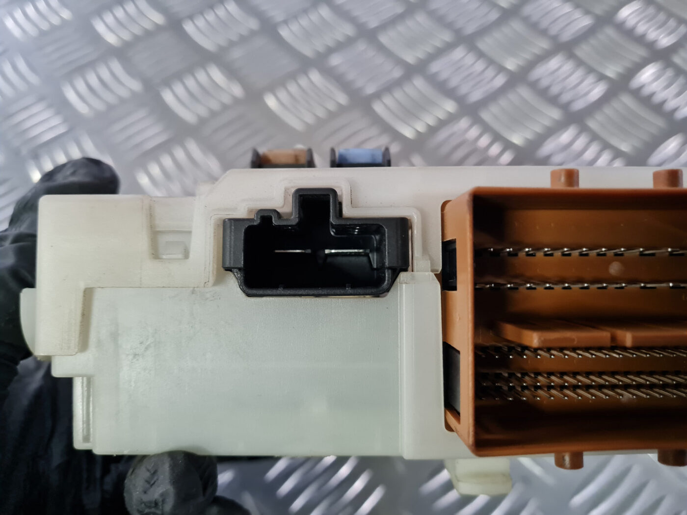 Drošinātāju bloks priekš VOLVO XC 60 2009