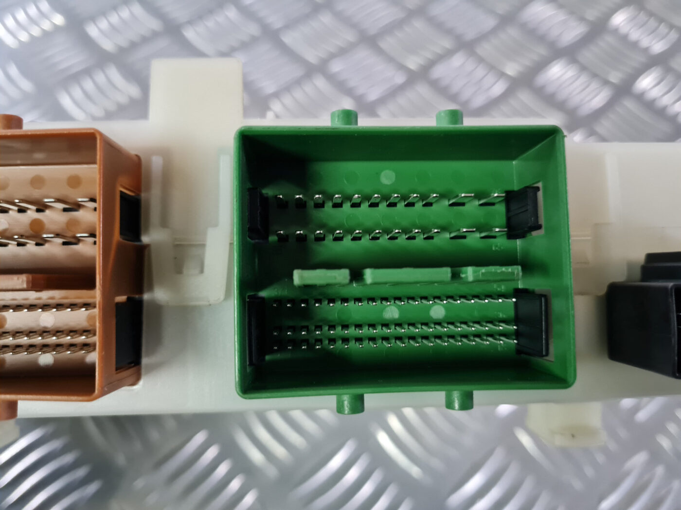 Drošinātāju bloks priekš VOLVO XC 60 2009