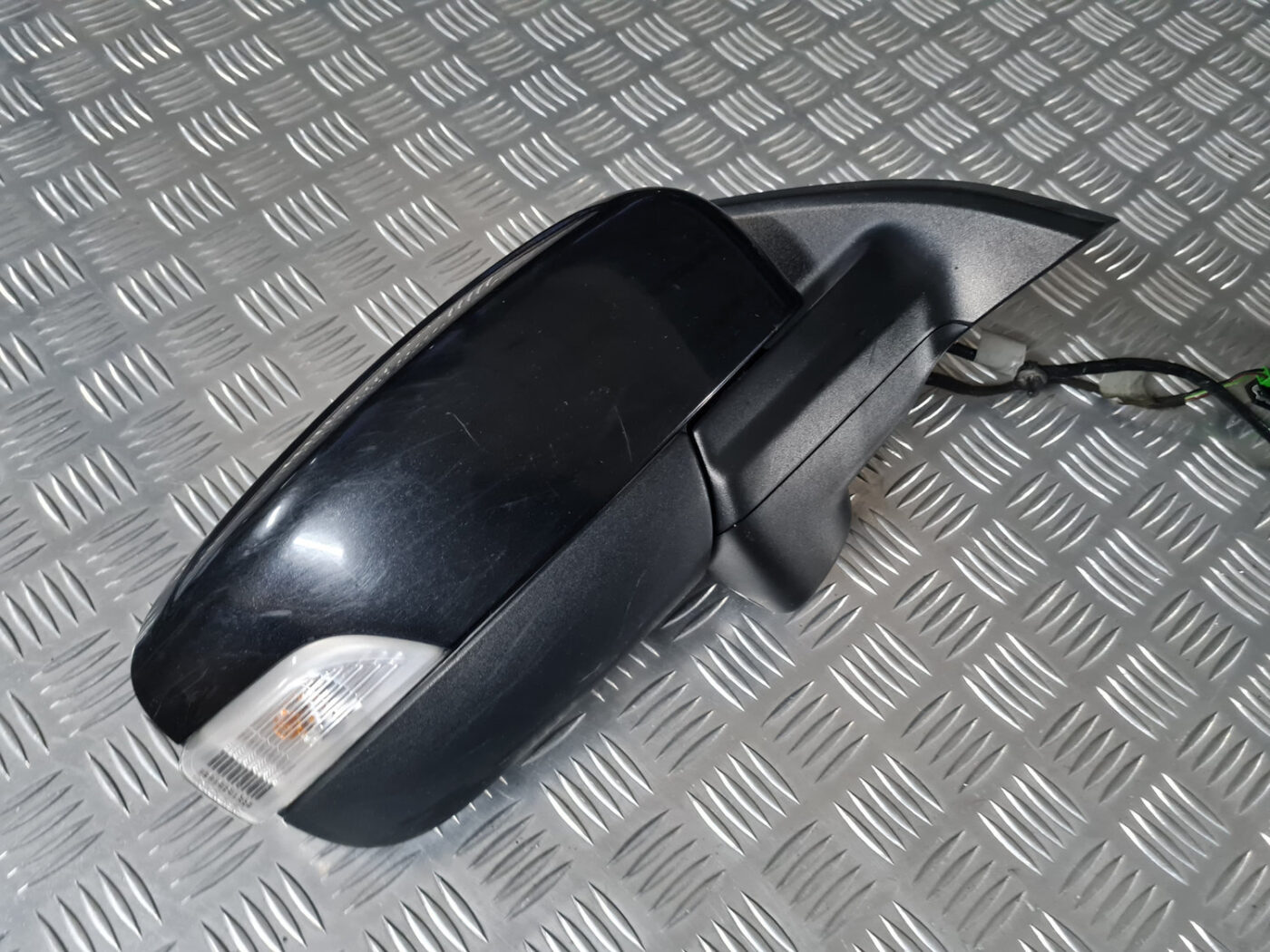 Ārējais spogulis, pa labi priekš VOLVO XC 60 2009 2 Ārējais spogulis, pa labi priekš VOLVO XC 60 2009