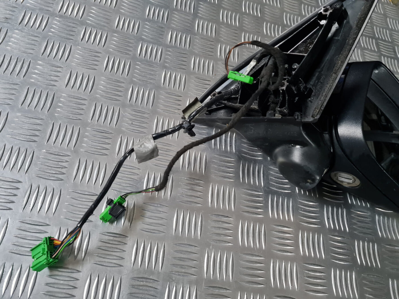 Ārējais spogulis, pa labi priekš VOLVO XC 60 2009 10 Ārējais spogulis, pa labi priekš VOLVO XC 60 2009