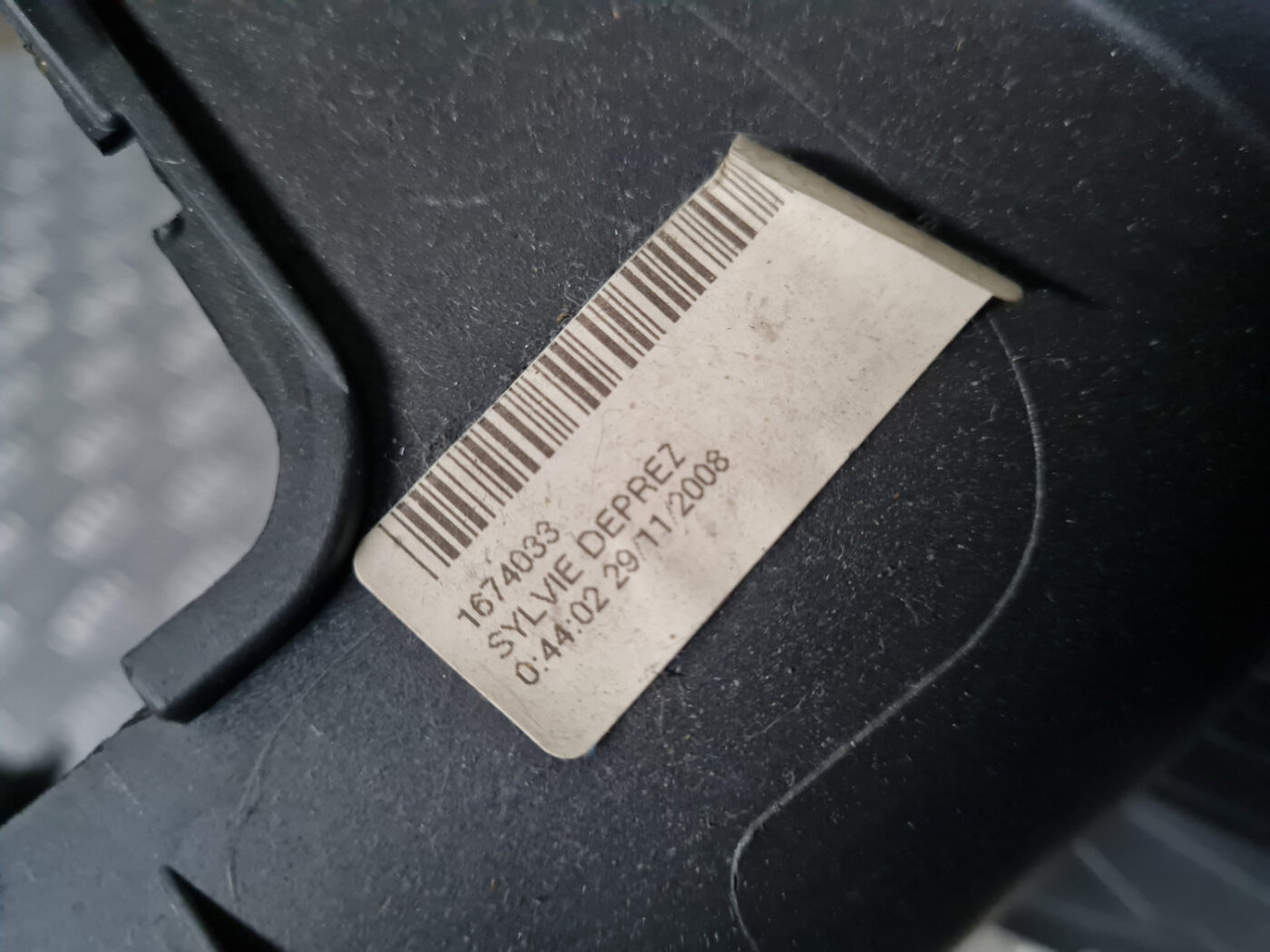 Centrālās konsoles iekšējā plastmasa priekš VOLVO XC 60 2009 3 Centrālās konsoles iekšējā plastmasa priekš VOLVO XC 60 2009