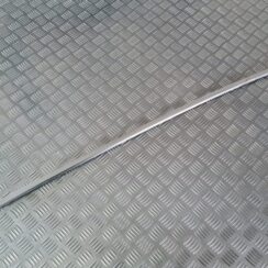 Durvju stikla moldings priekš VOLVO XC 60 2009