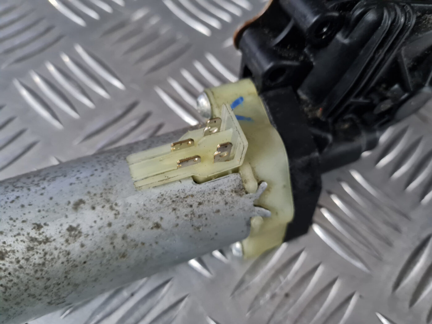 Sēdekļa vadības motors priekš VOLVO XC 60 2009