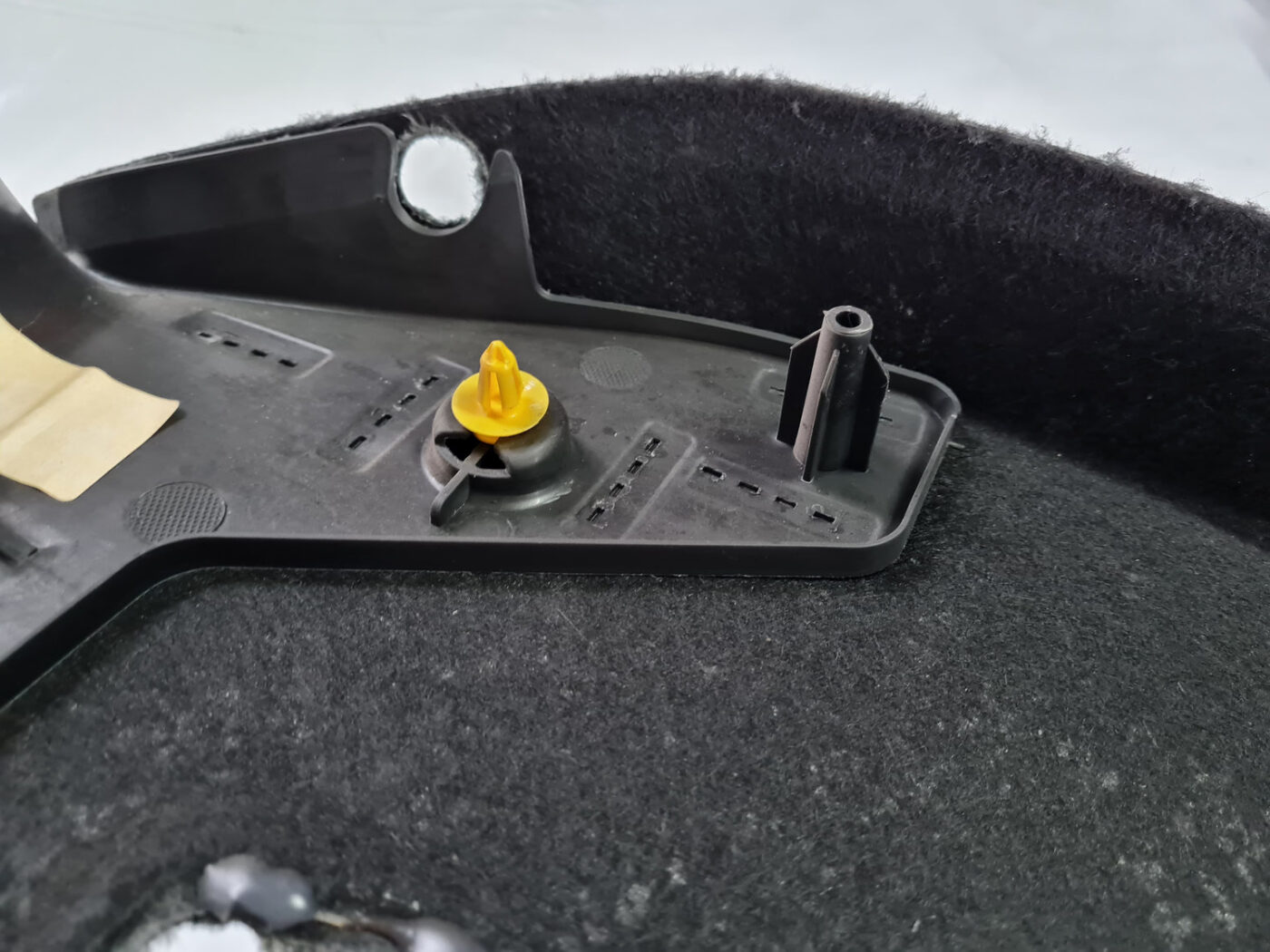 Bagāžnieka vāka liela apdare priekš VOLVO XC 60 2009