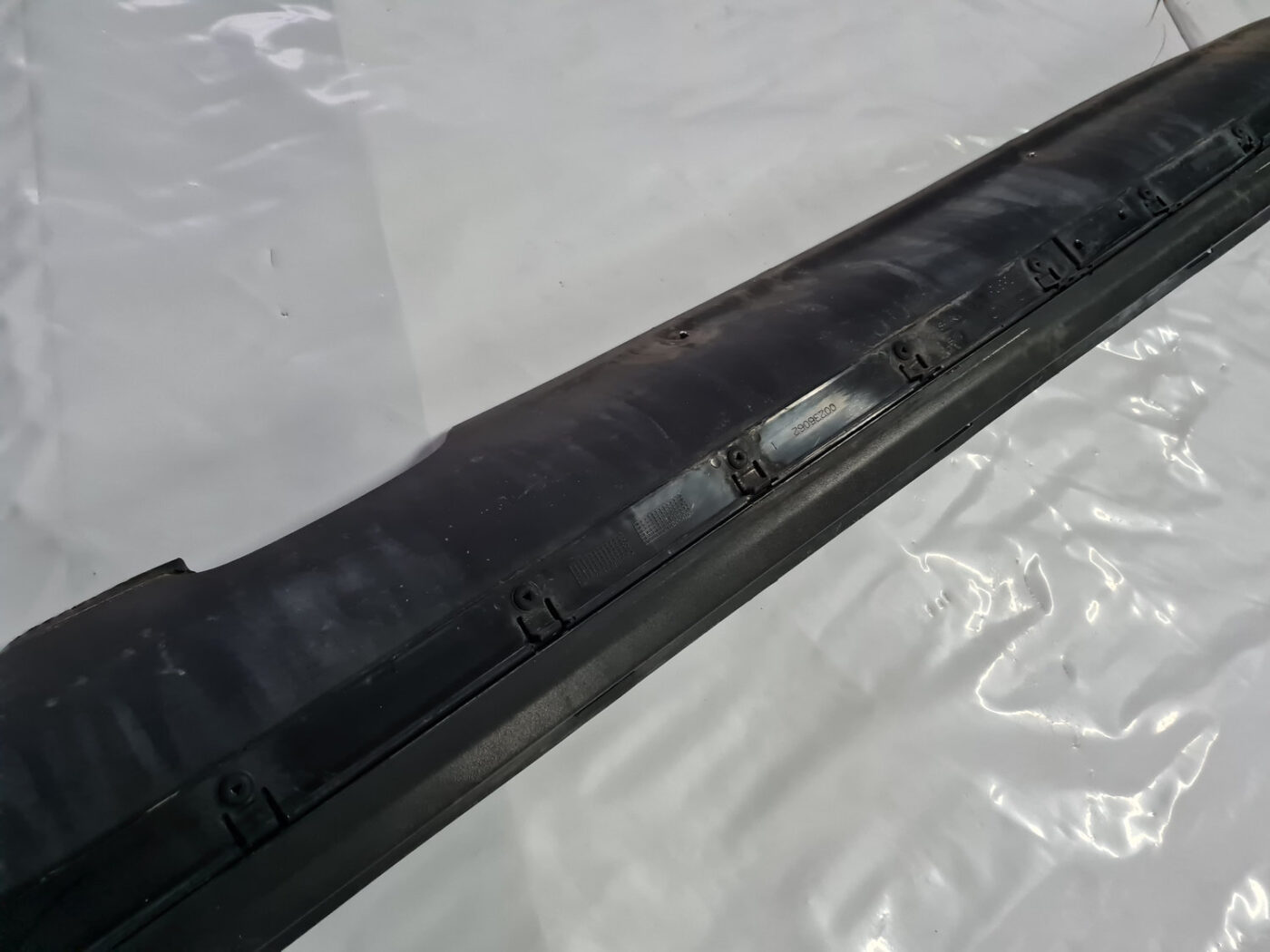 Ārēja sliekšņa kreisa uzlika priekš VOLVO XC 60 2009 15 Ārēja sliekšņa kreisa uzlika priekš VOLVO XC 60 2009