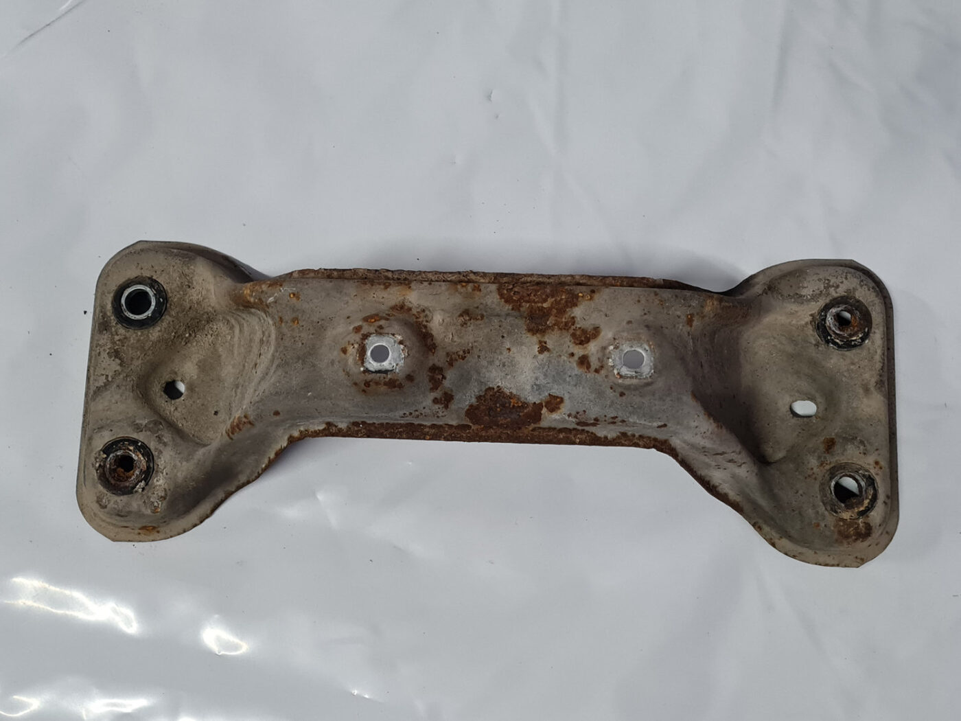 Kardāna kronšteins priekš VOLVO XC 60 2009