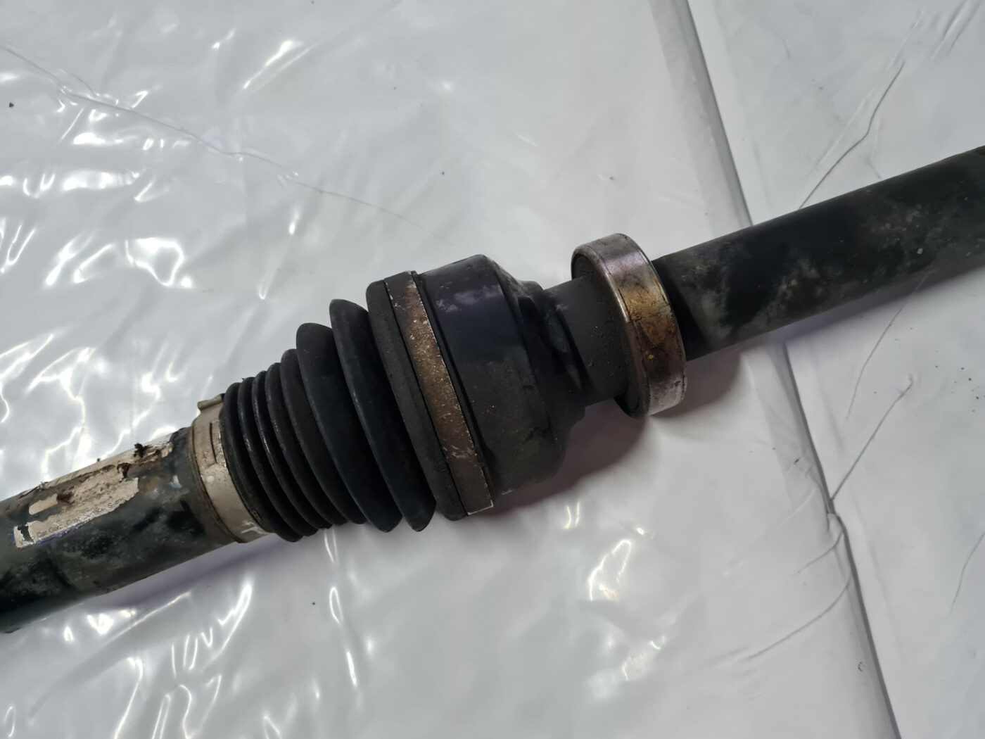 Pusass priekšēja labā priekš VOLVO XC 60 2009 6 Pusass priekšēja labā priekš VOLVO XC 60 2009