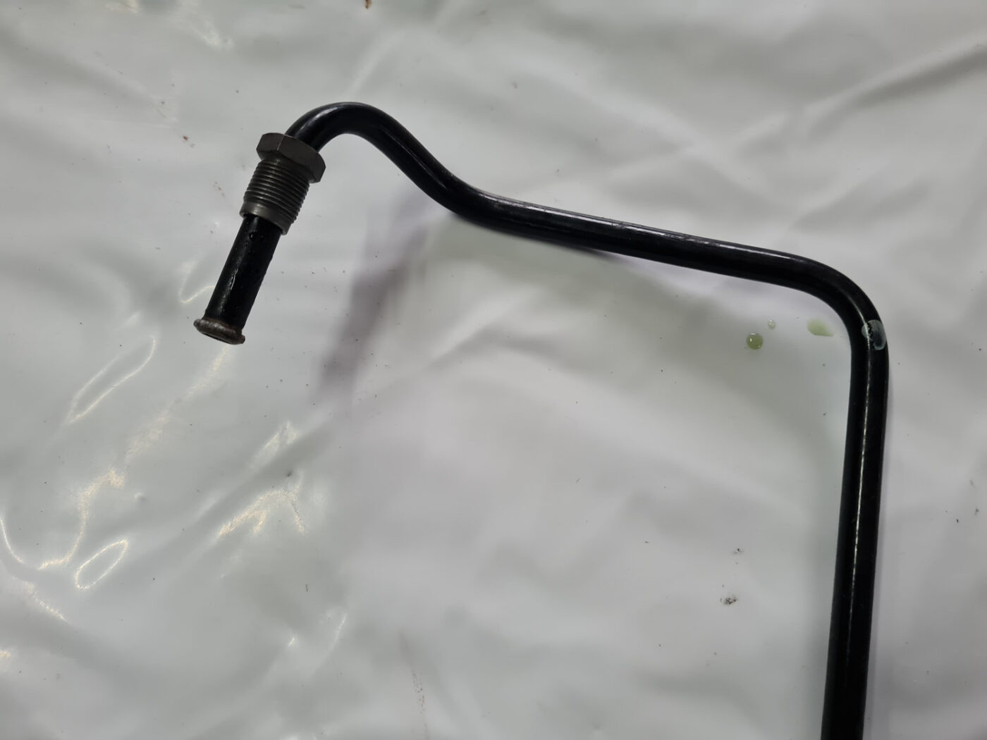 Degvielas caurule priekš VOLVO XC 60 2009 2 Degvielas caurule priekš VOLVO XC 60 2009