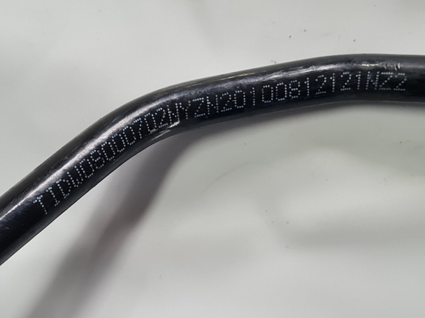 Degvielas caurule priekš VOLVO XC 60 2009 3 Degvielas caurule priekš VOLVO XC 60 2009