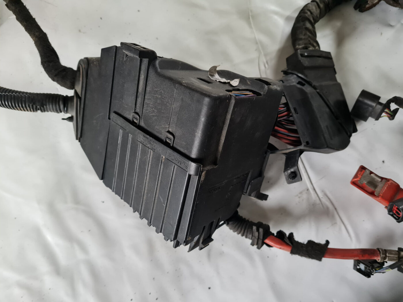 Dzinēja vadi priekš VOLVO XC 60 2009 16 Dzinēja vadi priekš VOLVO XC 60 2009