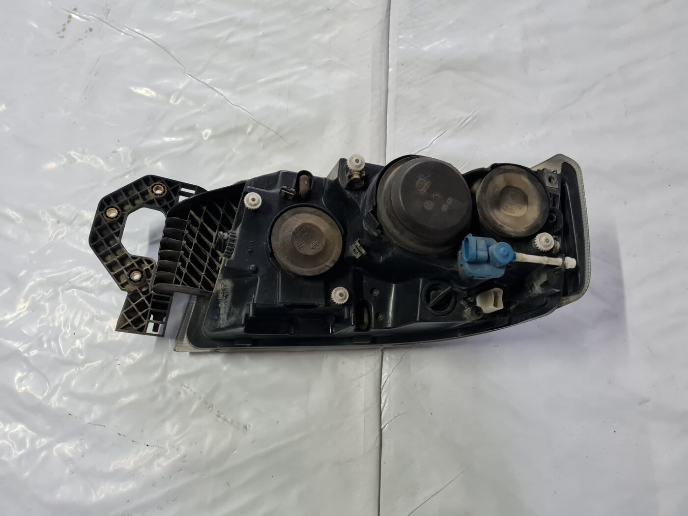 Priekšējais labais lukturis priekš NEW AND USED CAR SPARE PARTS 9 Priekšējais labais lukturis priekš NEW AND USED CAR SPARE PARTS