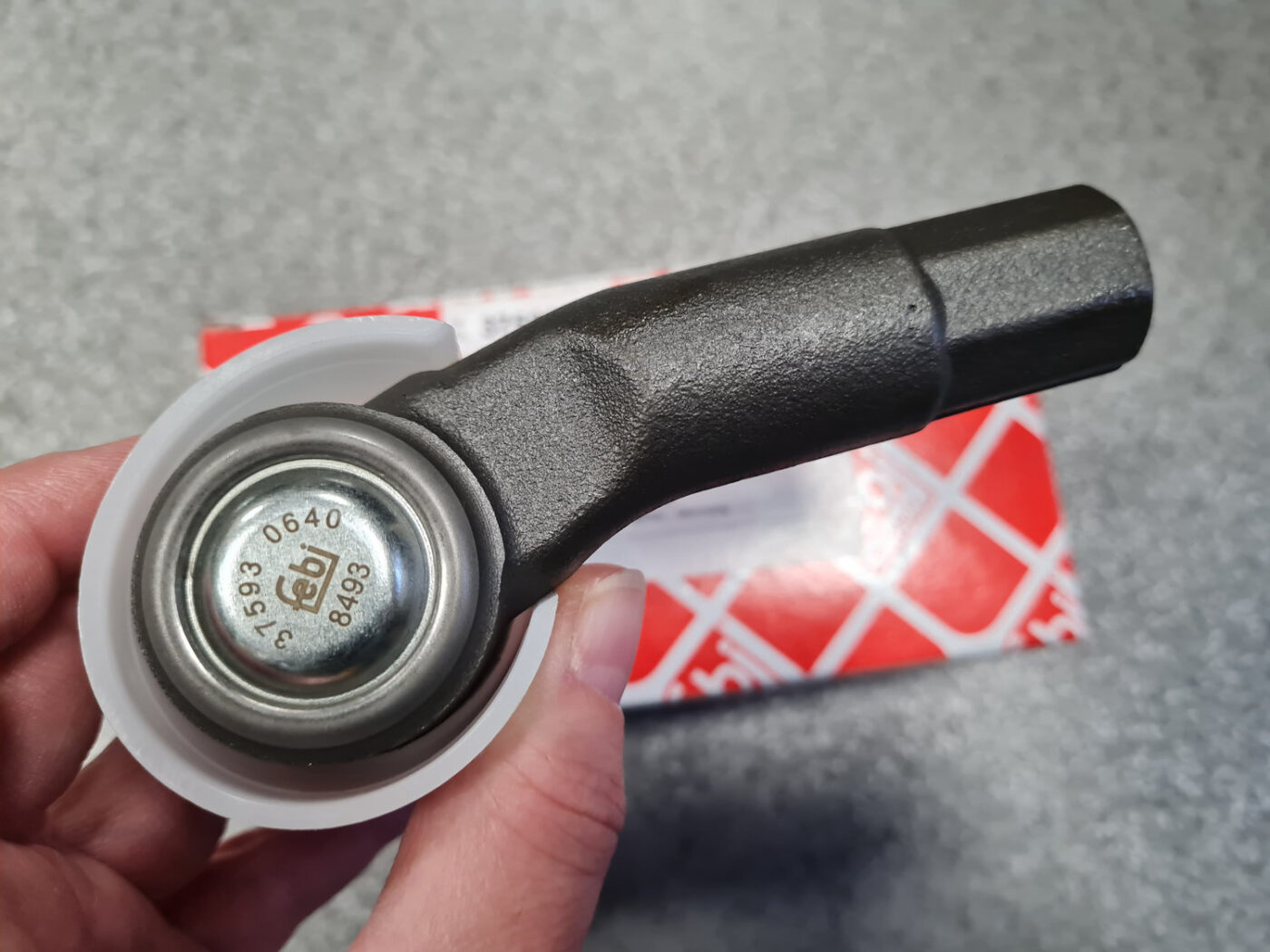 Stūres mehānisma stienis priekš VW GOLF 5 2006 4 Stūres mehānisma stienis priekš VW GOLF 5 2006