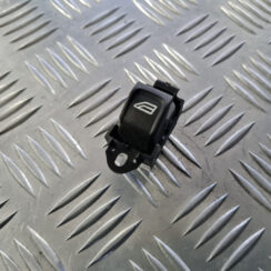 Stikla pacelšanas poga priekš VOLVO C30 2009