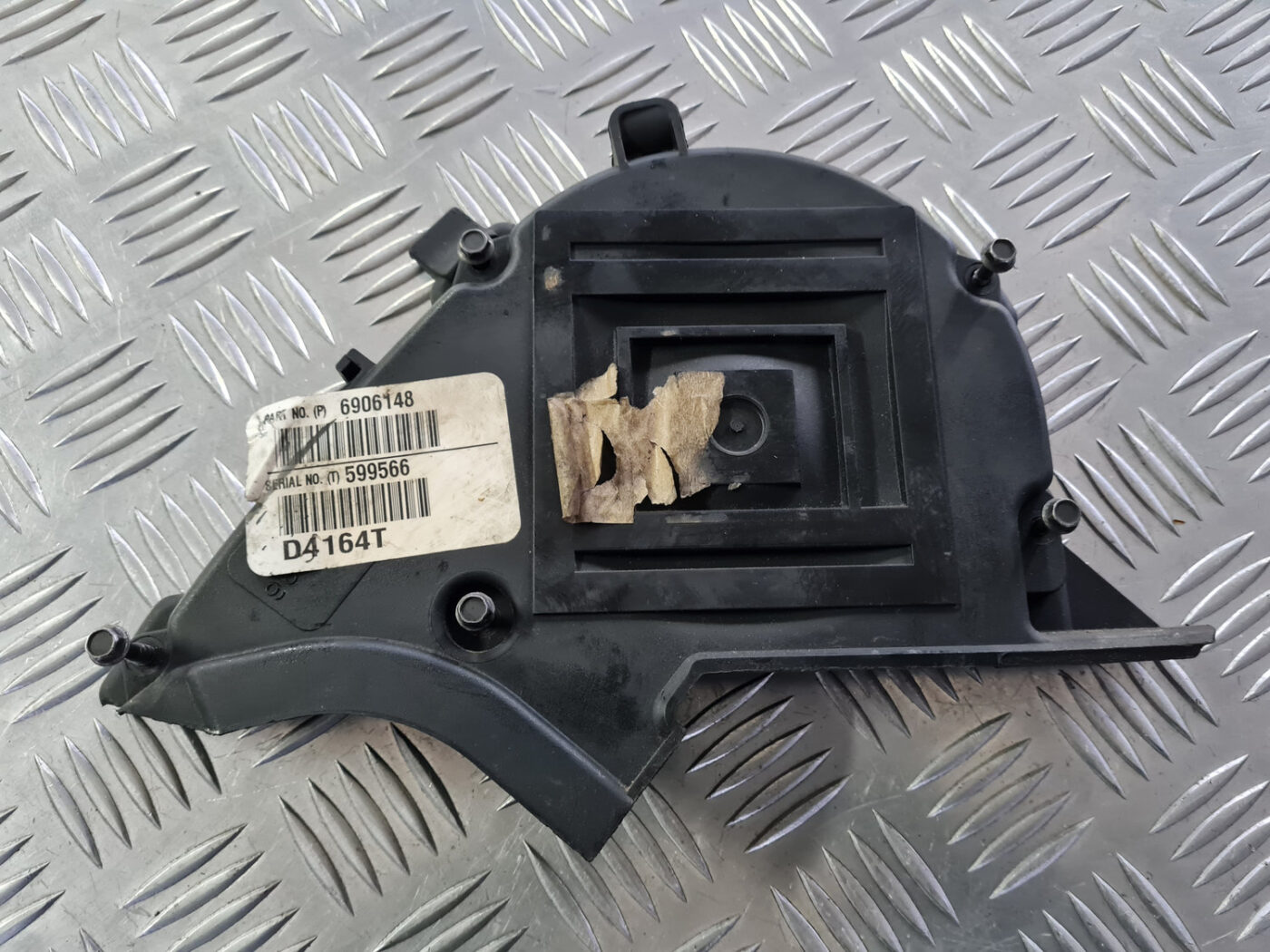 Zobsīksnas aizsargs priekš VOLVO C30 2009 2 Zobsīksnas aizsargs priekš VOLVO C30 2009