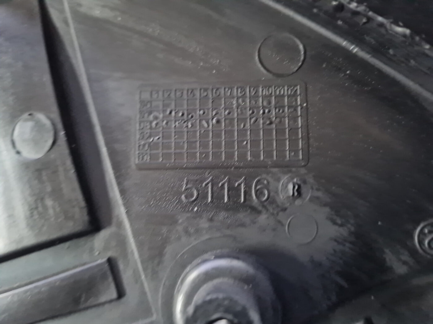 Zobsīksnas aizsargs priekš VOLVO C30 2009 3 Zobsīksnas aizsargs priekš VOLVO C30 2009