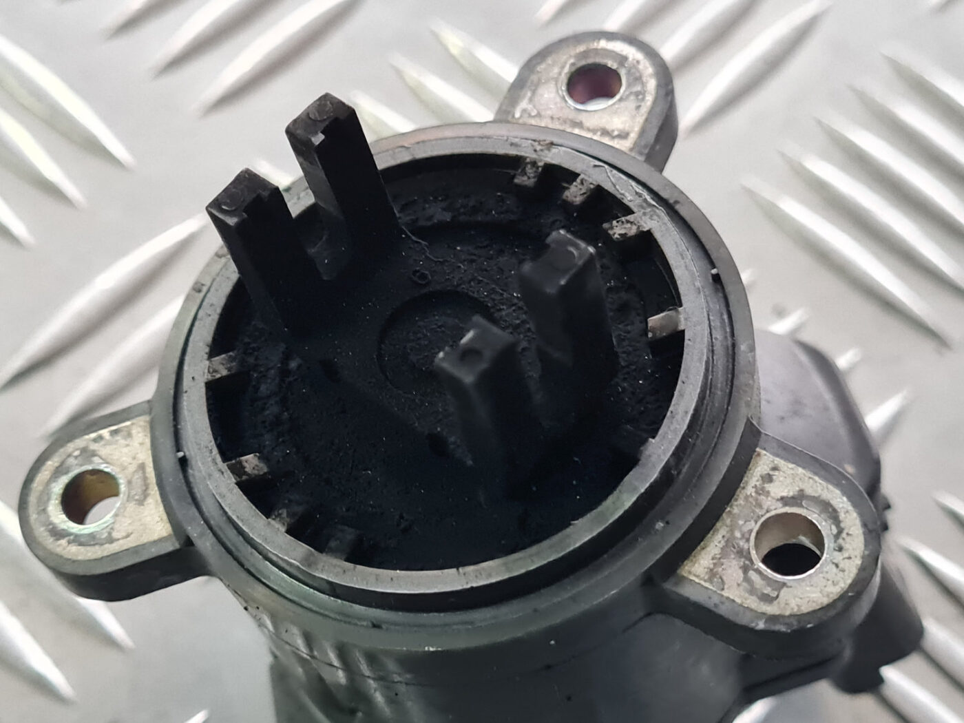 EGR vārsts priekš VOLVO C30 2009 4 EGR vārsts priekš VOLVO C30 2009