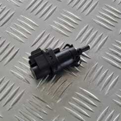 Bremžu signāla slēdzis priekš VOLVO C30 2009