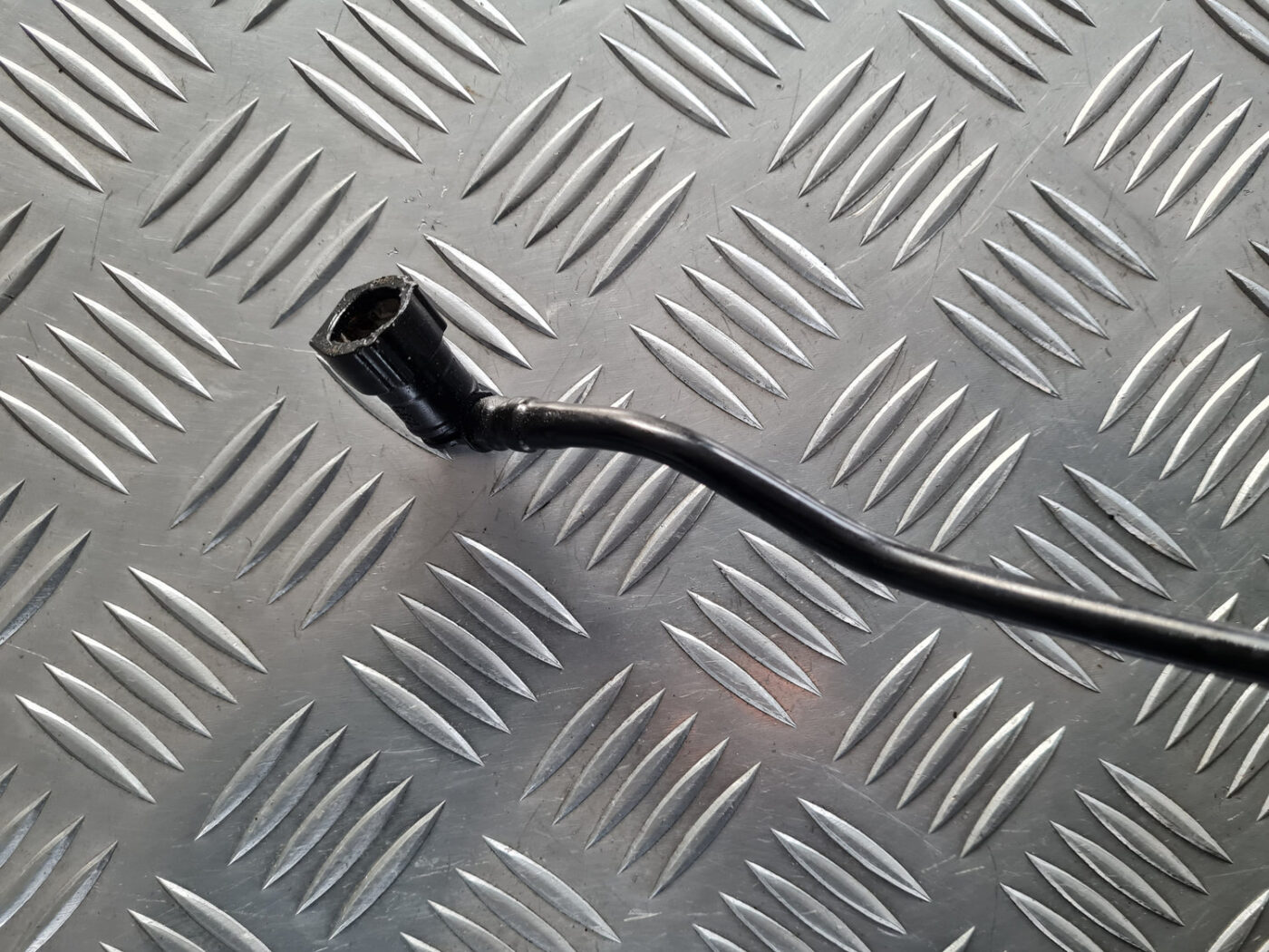 Sajūga galvenais cilindrs priekš VOLVO C30 2009 7 Sajūga galvenais cilindrs priekš VOLVO C30 2009